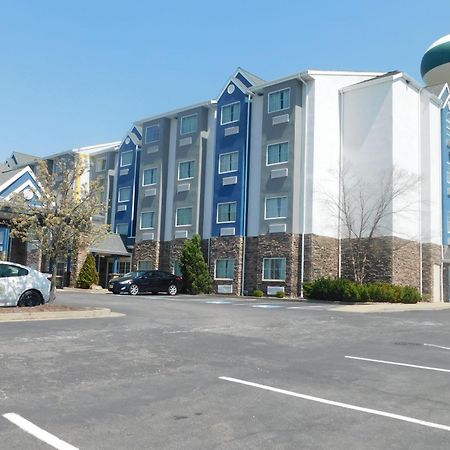 Microtel Inn & Suites By Wyndham Wheeling At The Highlands Triadelphia Exterior foto