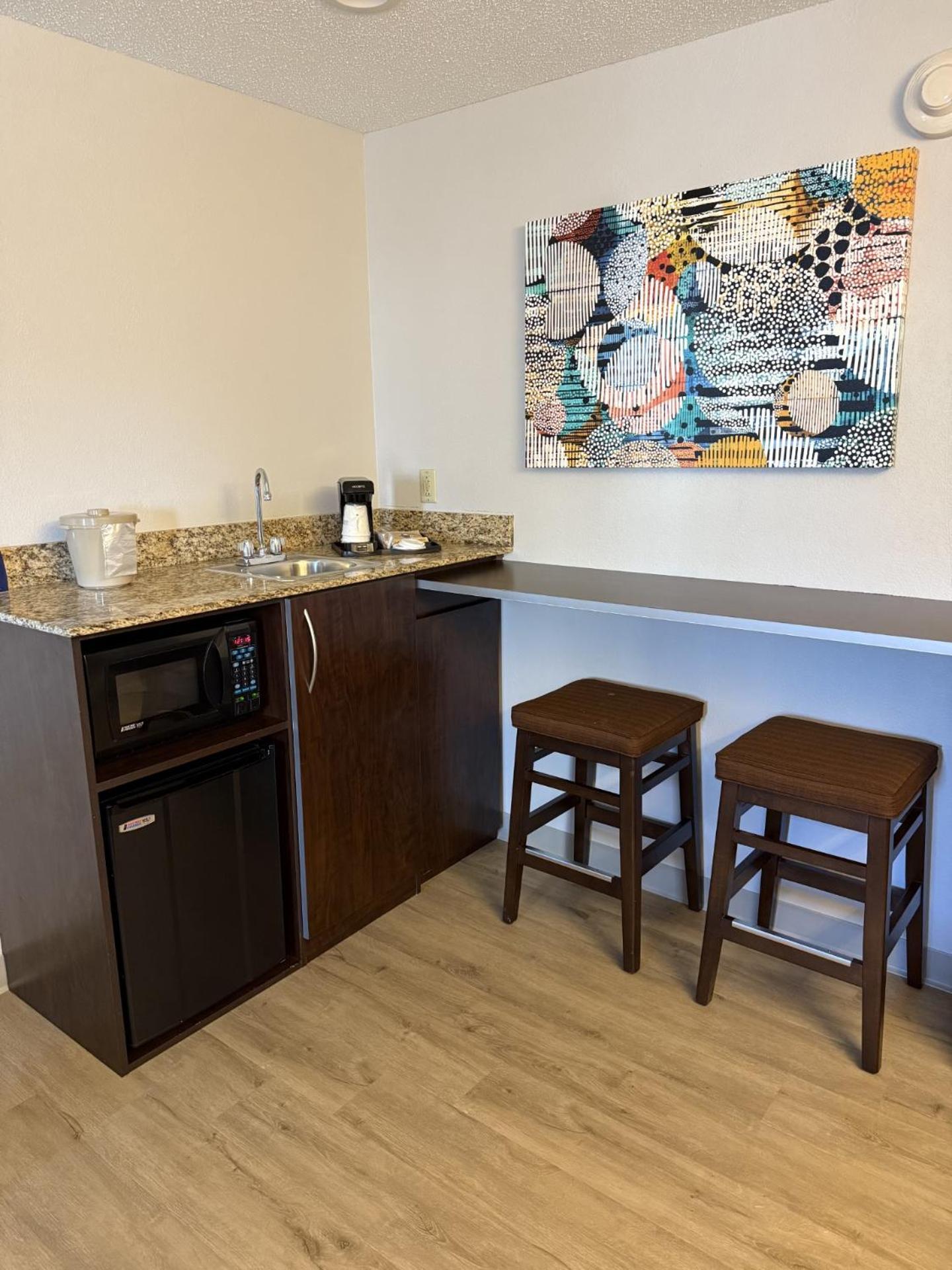 Microtel Inn & Suites By Wyndham Wheeling At The Highlands Triadelphia Exterior foto